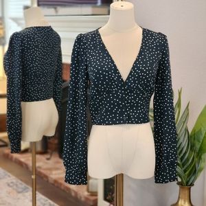 Lulu's polka dot button down top. Color Dark Green. Size: XS